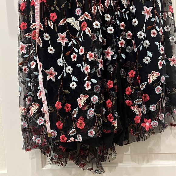 Mac duggal gown - Picture 9 of 9